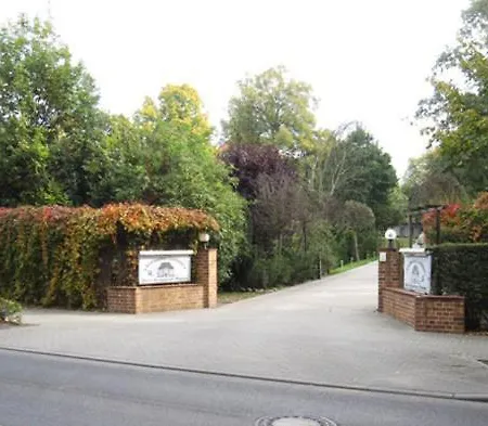 Hotel Markisches Gutshaus 3*